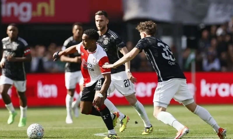 Những trận đấu đặc biệt giữa Feyenoord và Ajax 